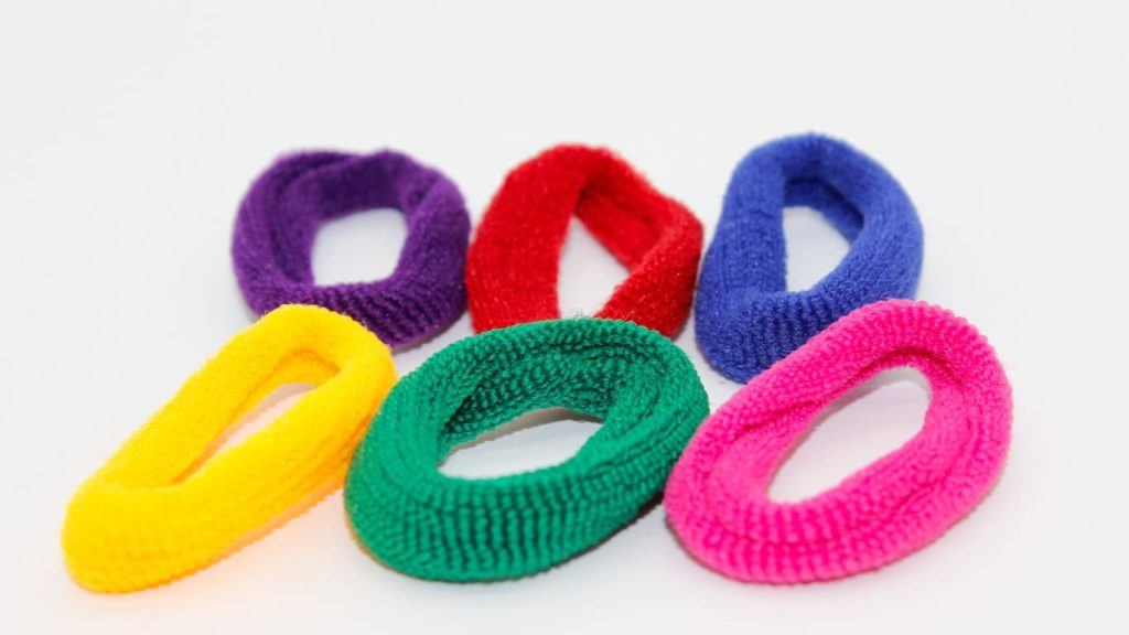 Are Hair Clips Better Than Hair Ties for Everyday Use