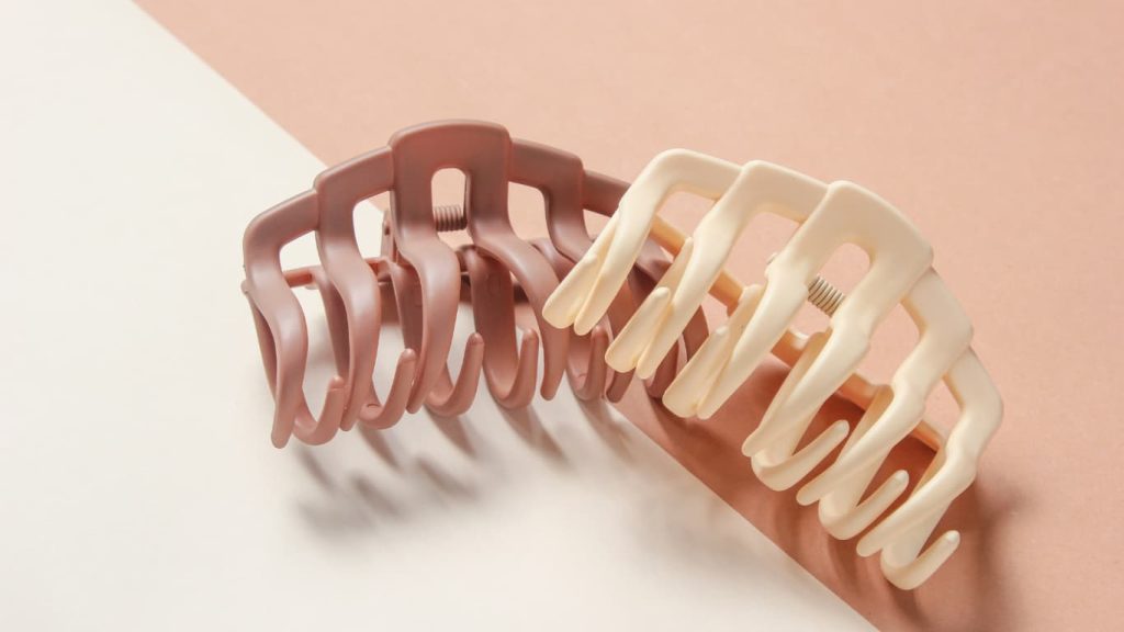 Are Hair Clips Better Than Hair Ties for Everyday Use