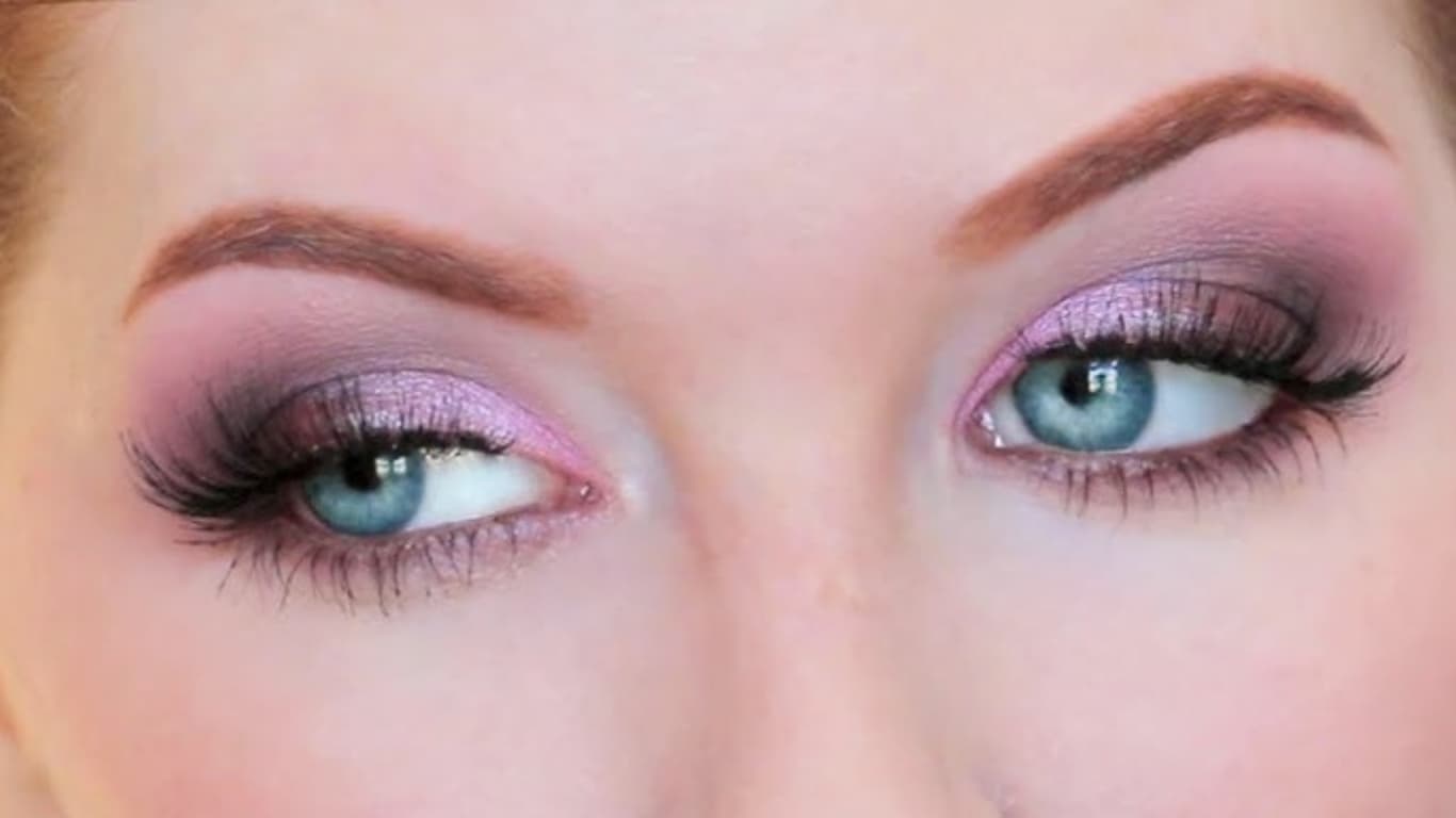What Makes Too Faced Chocolate Bon Bons Eyeshadow a Must-Have