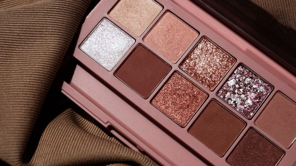 What Makes Too Faced Chocolate Bon Bons Eyeshadow a Must-Have