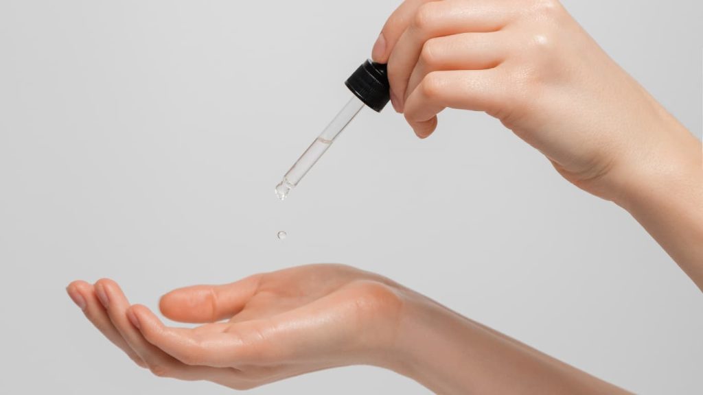 7 Best Serums for Radiant, Brighter Skin Glow Up Instantly.