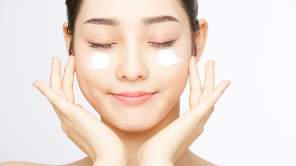 7 Bright Skin Tips for That Natural Glow – No Filters Needed