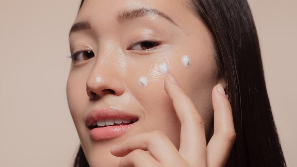 Face Whitening Tips That Actually Work – Get Even-Toned, Radiant Skin Fast!