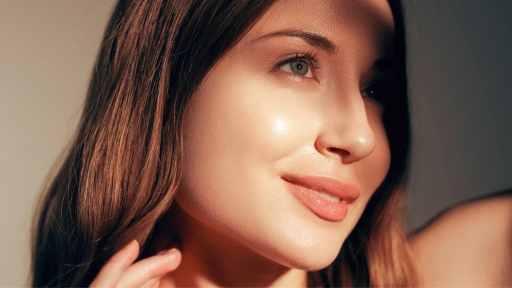 Glowing Skin from Your Kitchen – 7 Easy Skincare Tips You Can Do at Home