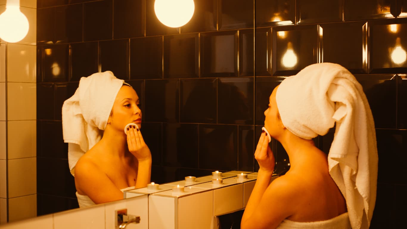 This Night Routine is the Reason I Don't Break Out Anymore